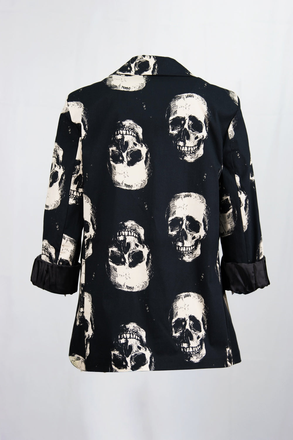 Blazer calaveras color negro