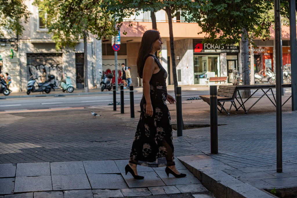 Vestido midi calaveras color negro