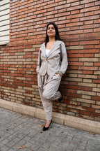 Conjunto pantalón baggy y chaqueta con capucha