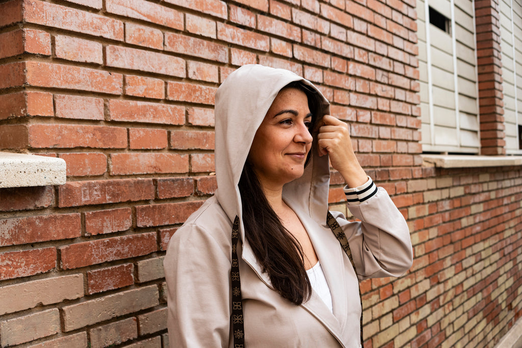 Conjunto pantalón baggy y chaqueta con capucha