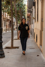 Camisa con calavera color negra