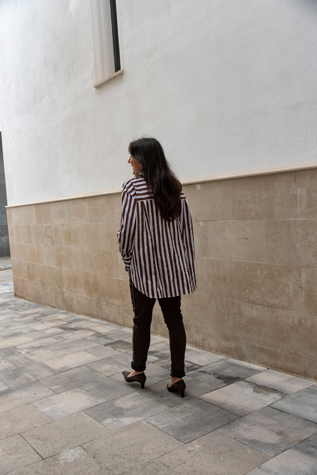 Camisa de rayas con botones joya