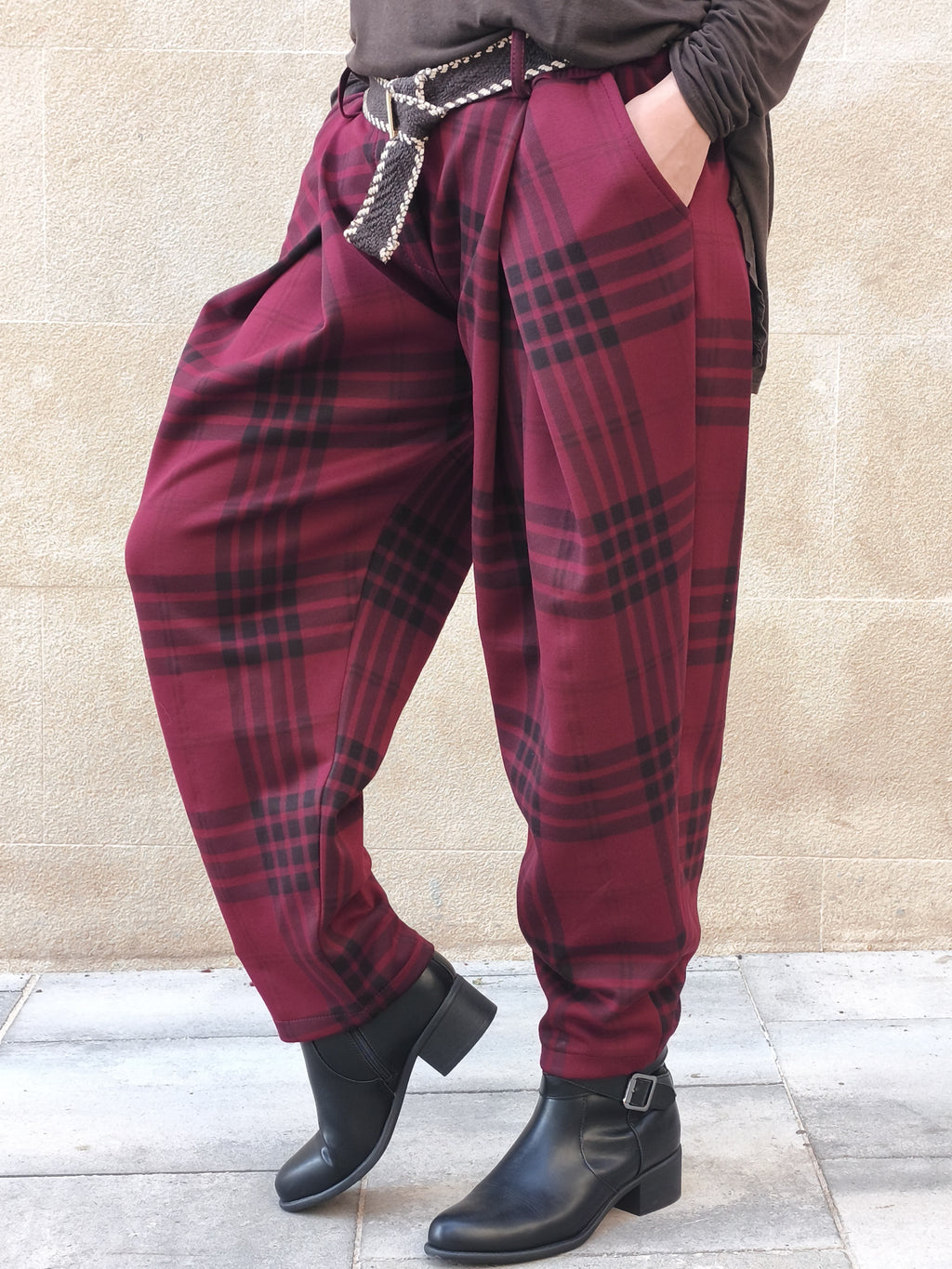 Pantalón escocés burdeos